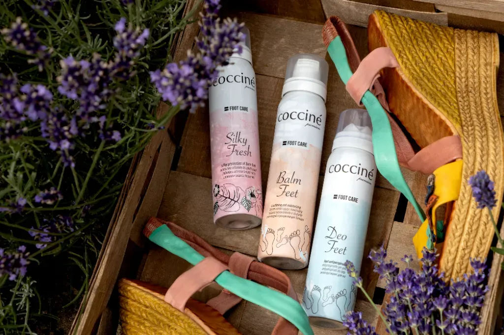 Dezodoranty do stóp Coccine w estetycznym ułożeniu